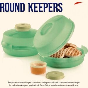 Tupperware Round Sandwich Keepers with Smidgets (set of 2)